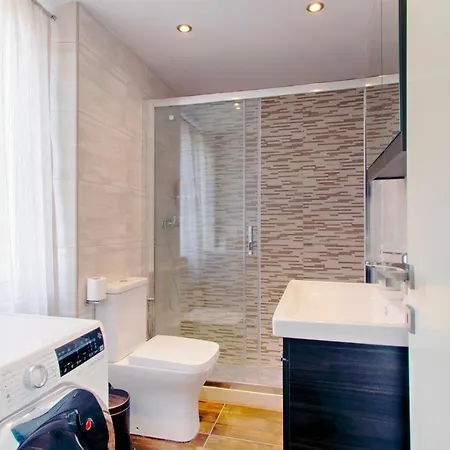 New @ Porta Remounda Apartment